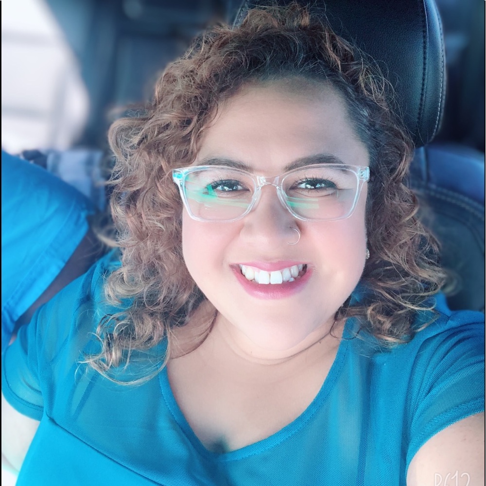 Meet your Posher, Mafer